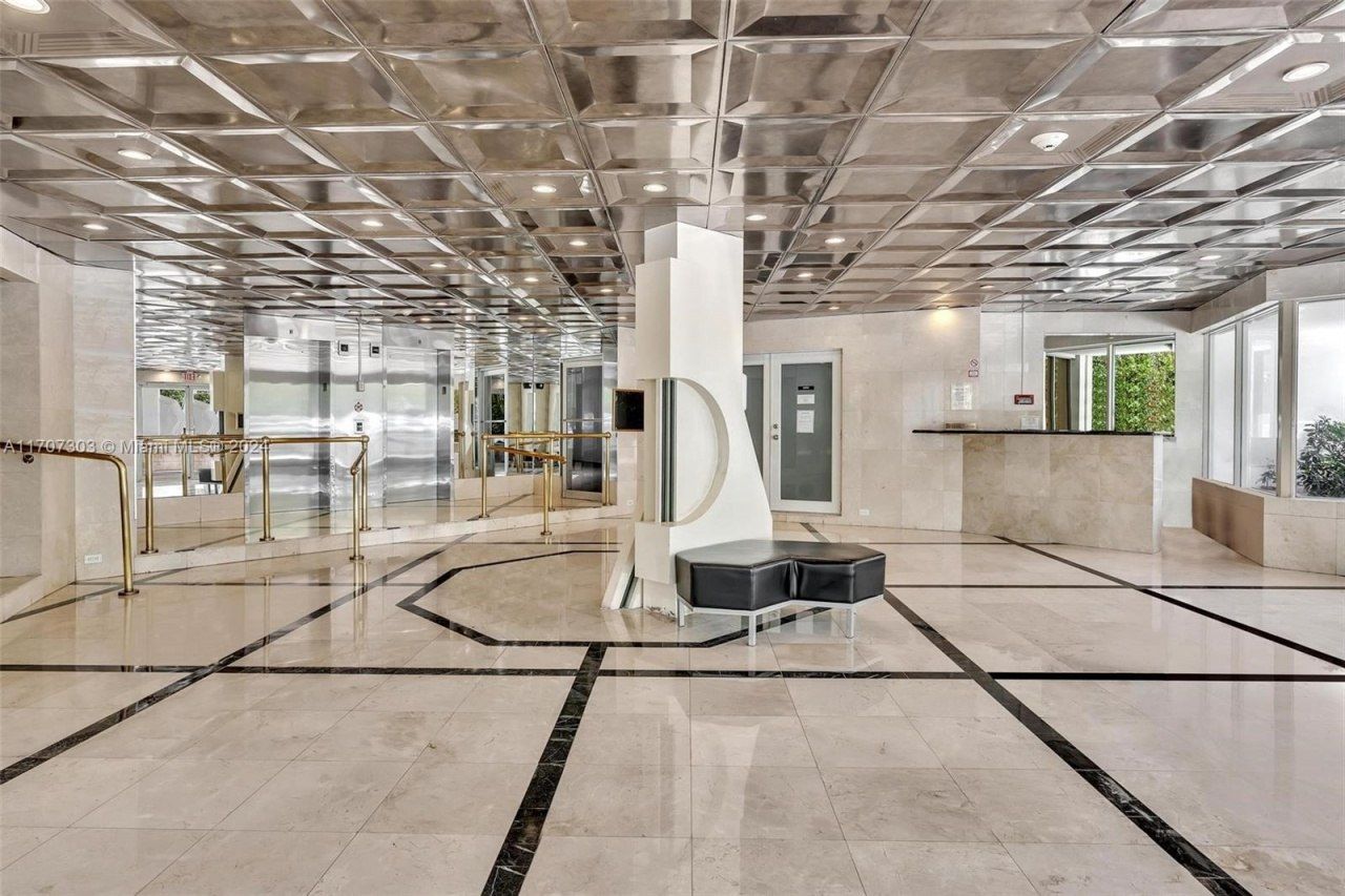 1881 Washington Ave, Unit 16H, Miami Beach, FL 33139 Photo