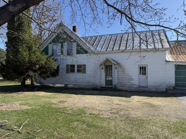 90 Canada Road, Moscow, ME 04920