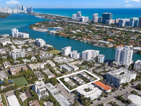1060 98 St, Bay Harbor Islands, FL 33154