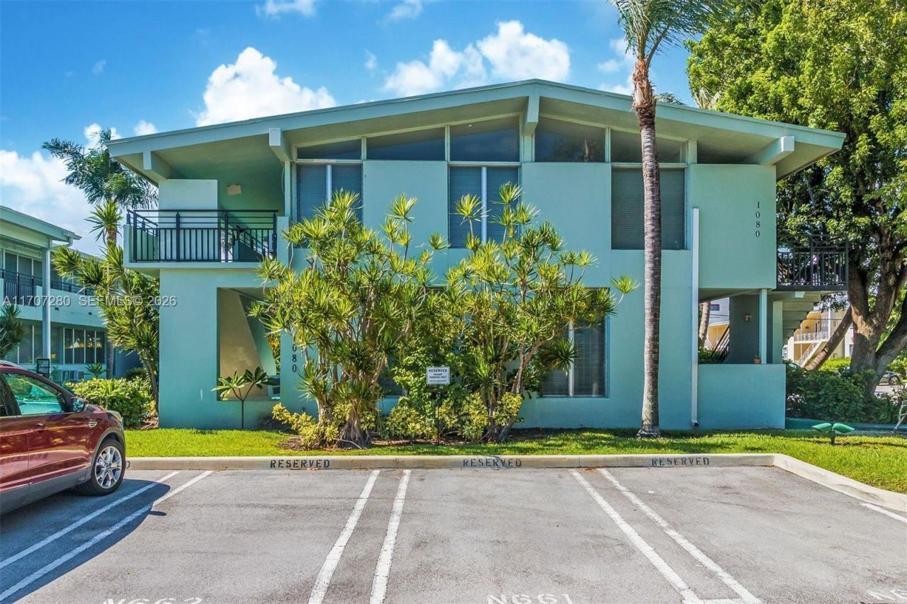 1060 98 St, Bay Harbor Islands, FL 33154 Photo