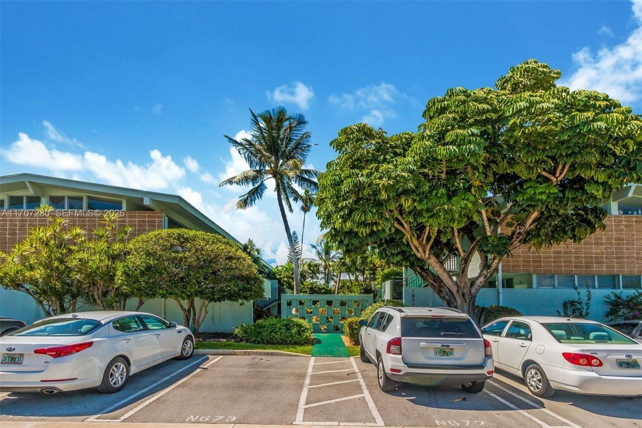 1060 98 St, Bay Harbor Islands, FL 33154 Photo