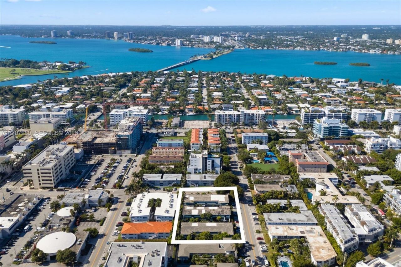 1060 98 St, Bay Harbor Islands, FL 33154 Photo