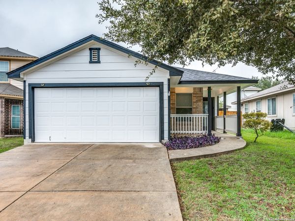 6807 Cougar Clf, San Antonio, TX 78242