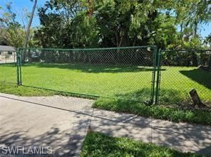 2002 Bayside Pkwy, Fort Myers, FL 33901 Photo