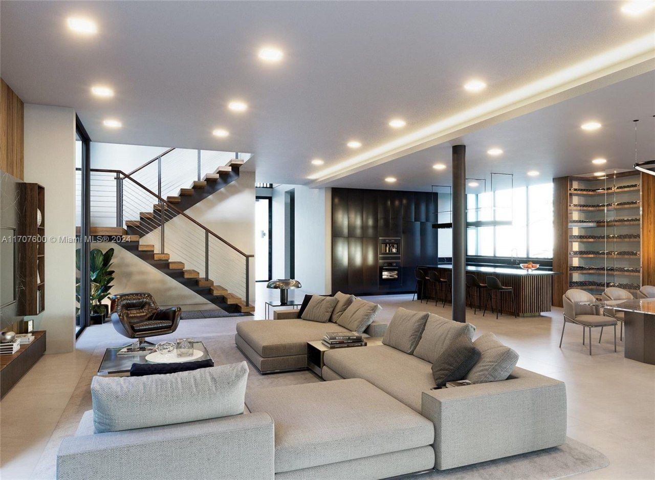 707 NE 76 St, Miami, FL 33138 Photo