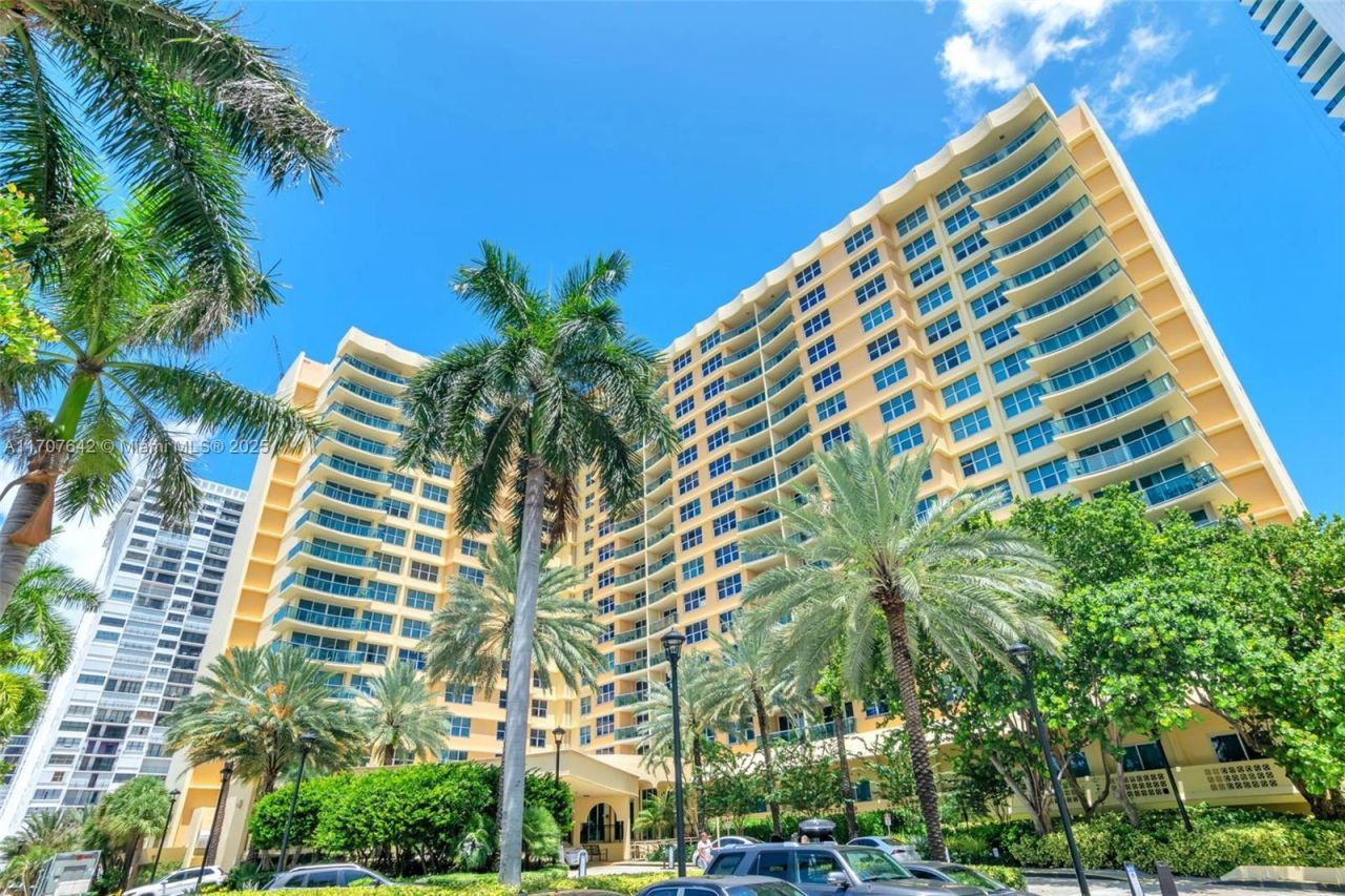 2501 S Ocean Drive, Unit 809, Hollywood, FL 33019 Photo