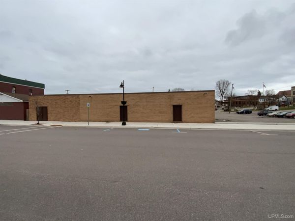 401 Jackson Street, Negaunee, MI 49866