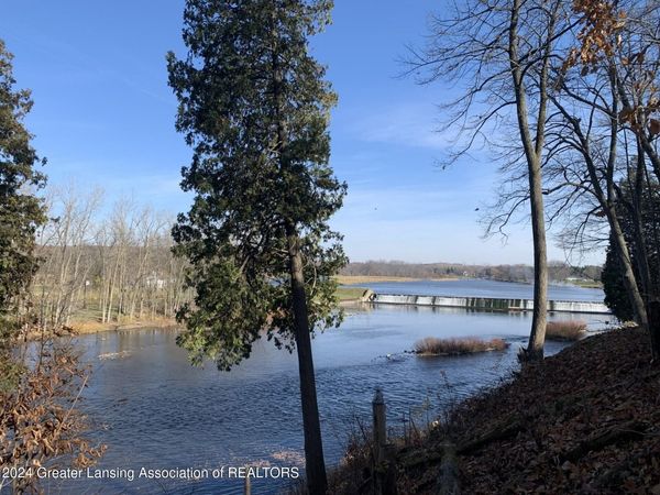 V/l Eagle Rest, Portland, MI 48875