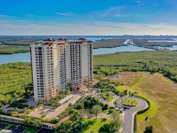 1050 Borghese LN, Unit 2105, NAPLES, FL 34114