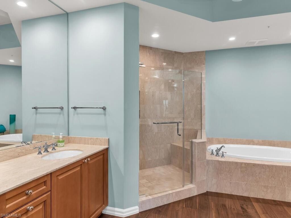 1050 Borghese Ln, Unit 2105, Naples, FL 34114 Photo