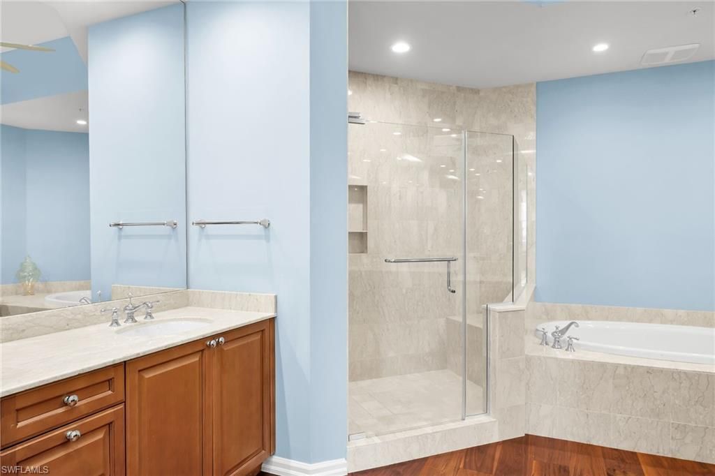 1050 Borghese Ln, Unit 2105, Naples, FL 34114 Photo