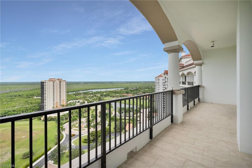 1050 Borghese Ln, Unit 2105, Naples, FL 34114 Photo