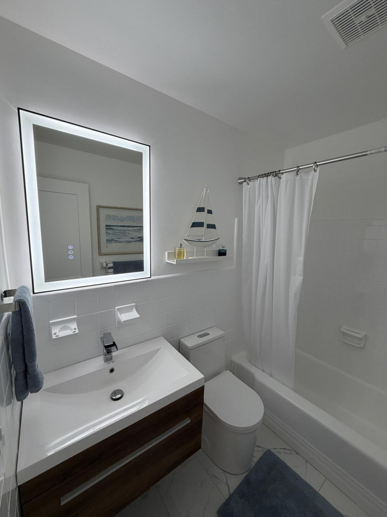 1015 SW 11th Avenue, Unit 14K, Hallandale Beach, FL 33009 Photo