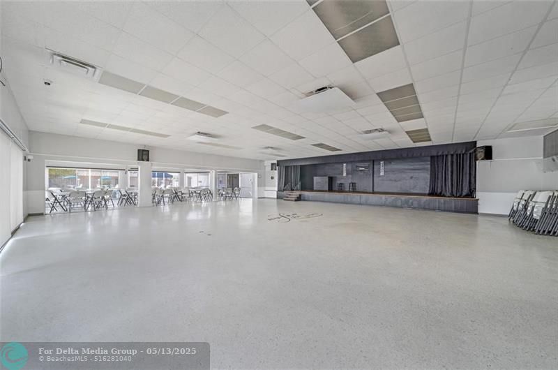 1015 SW 11th Avenue, Unit 14K, Hallandale Beach, FL 33009 Photo