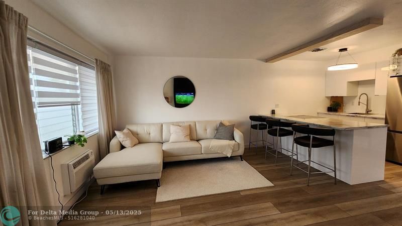 1015 SW 11th Avenue, Unit 14K, Hallandale Beach, FL 33009 Photo