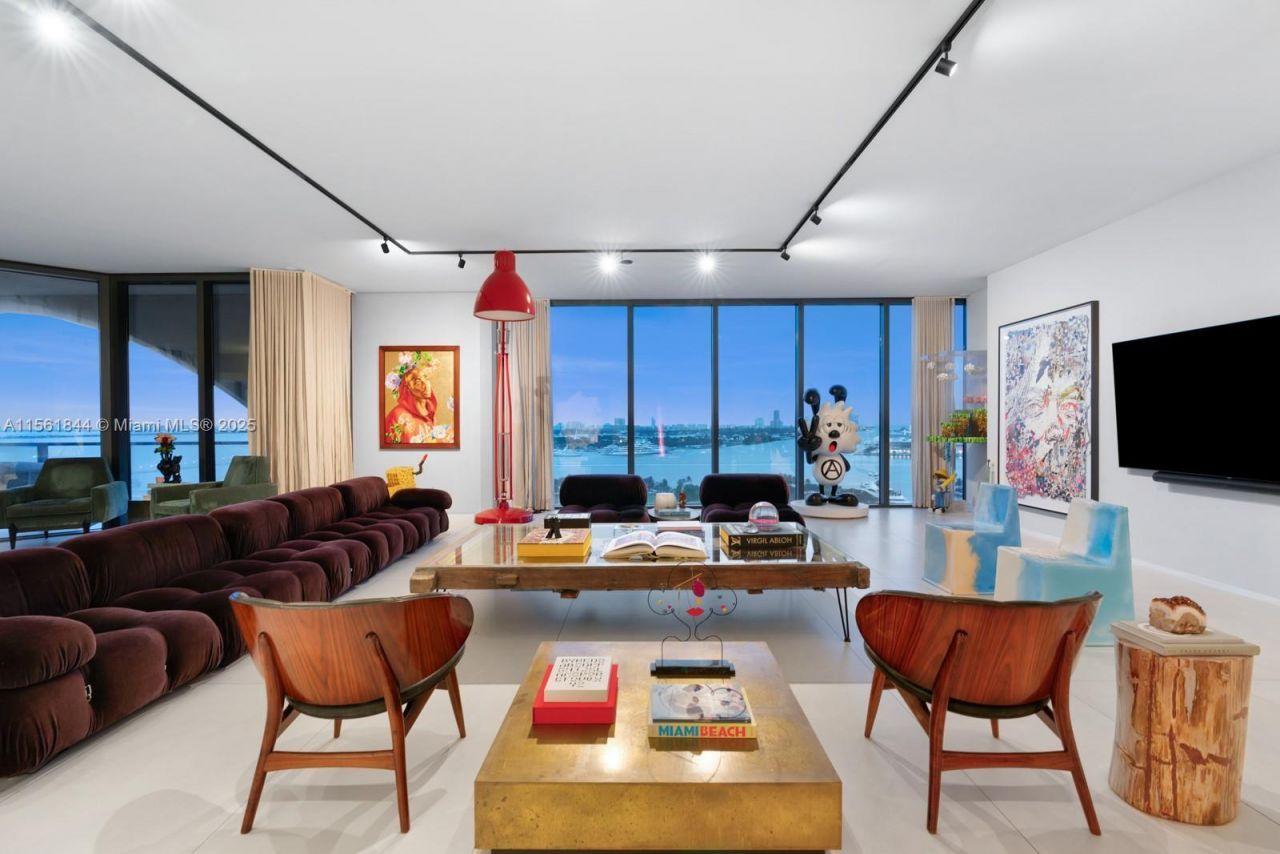 1000 Biscayne Blvd, Unit 1702, Miami, FL 33132 Photo