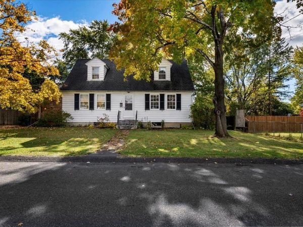 15 Charles Street, Hudson, NY 12534