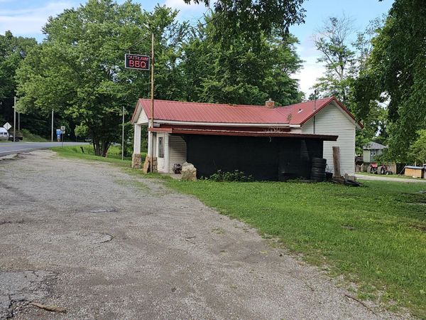 306/308 Jesse James Road, Pineville, MO 64856