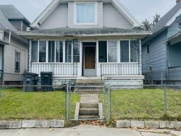 3332 Maplewood Avenue, Toledo, OH 43610