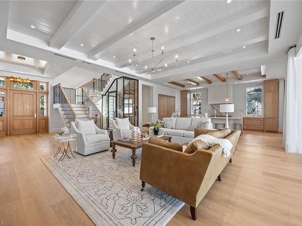 3277 Gordon DR, NAPLES, FL 34102
