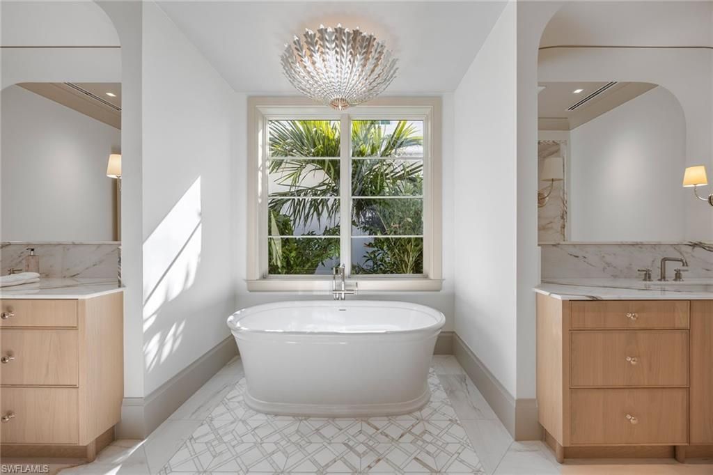 3277 Gordon Dr, Naples, FL 34102 Photo