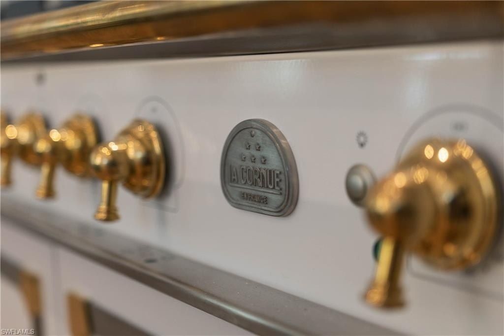 3295 Gordon Dr, Naples, FL 34102 Photo