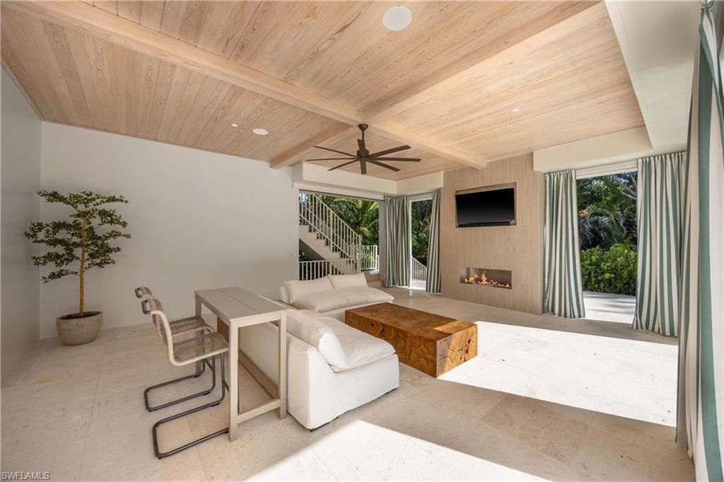 3295 Gordon Dr, Naples, FL 34102 Photo