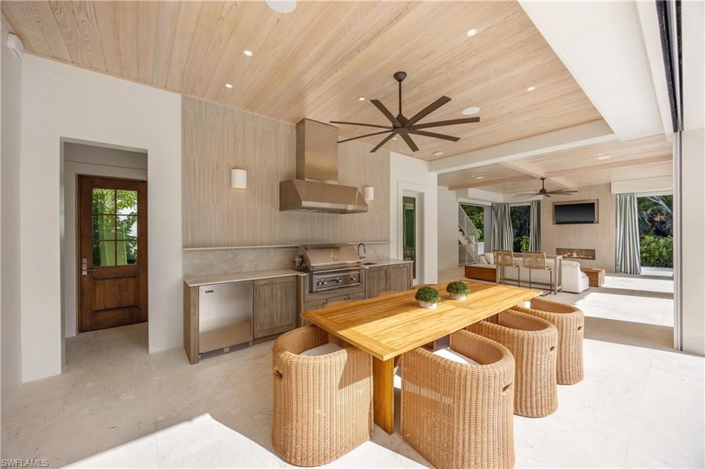 3295 Gordon Dr, Naples, FL 34102 Photo