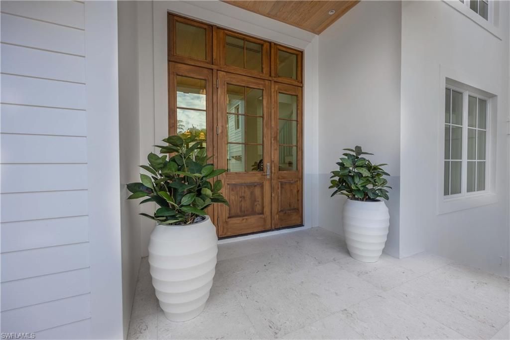 3295 Gordon Dr, Naples, FL 34102 Photo