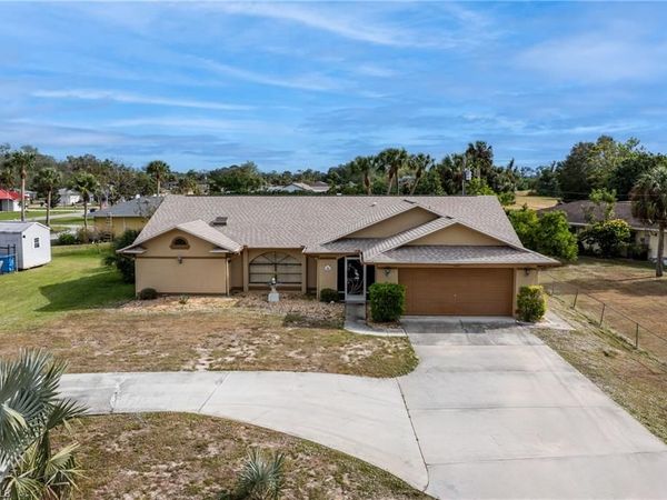 254 David AVE, LEHIGH ACRES, FL 33936