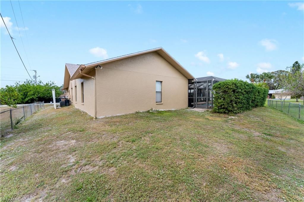 254 David Ave, Lehigh Acres, FL 33936 Photo