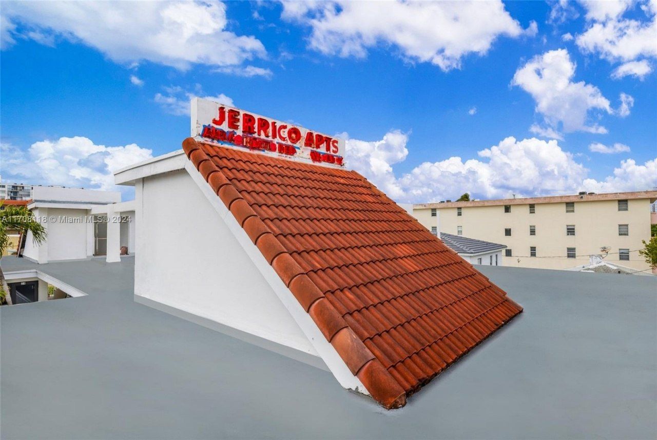 235 78th St, Miami Beach, FL 33141 Photo