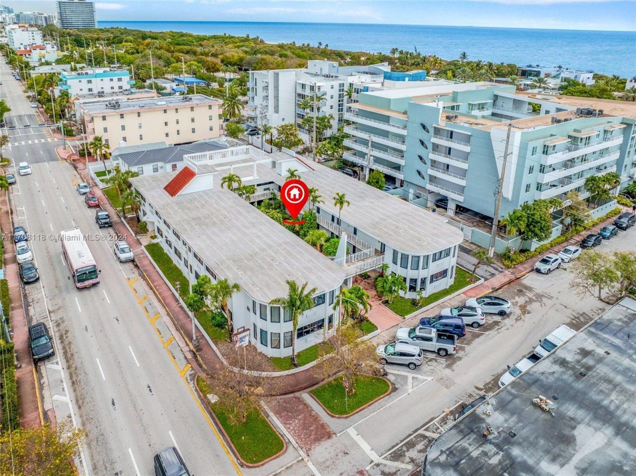 235 78th St, Miami Beach, FL 33141 Photo