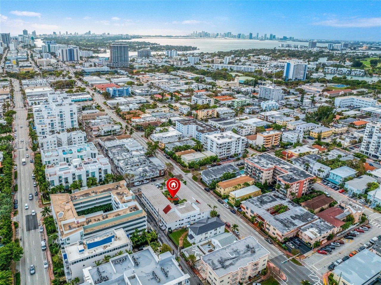 235 78th St, Miami Beach, FL 33141 Photo