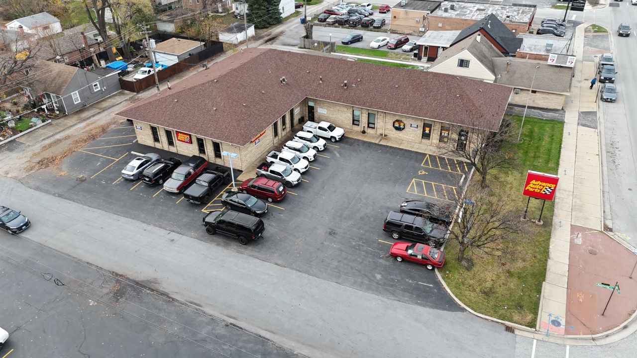 6601 111 Street W, Worth, IL 60482