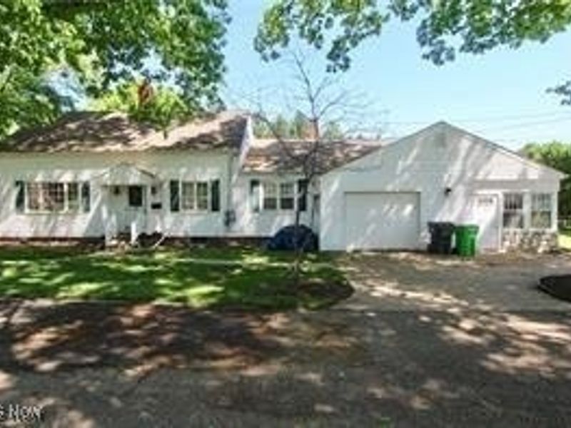 605 Bond Street, Dover, OH 44622 Photo 1