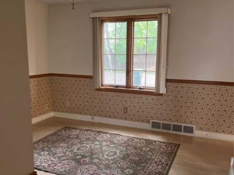 605 Bond Street, Dover, OH 44622 Photo 5