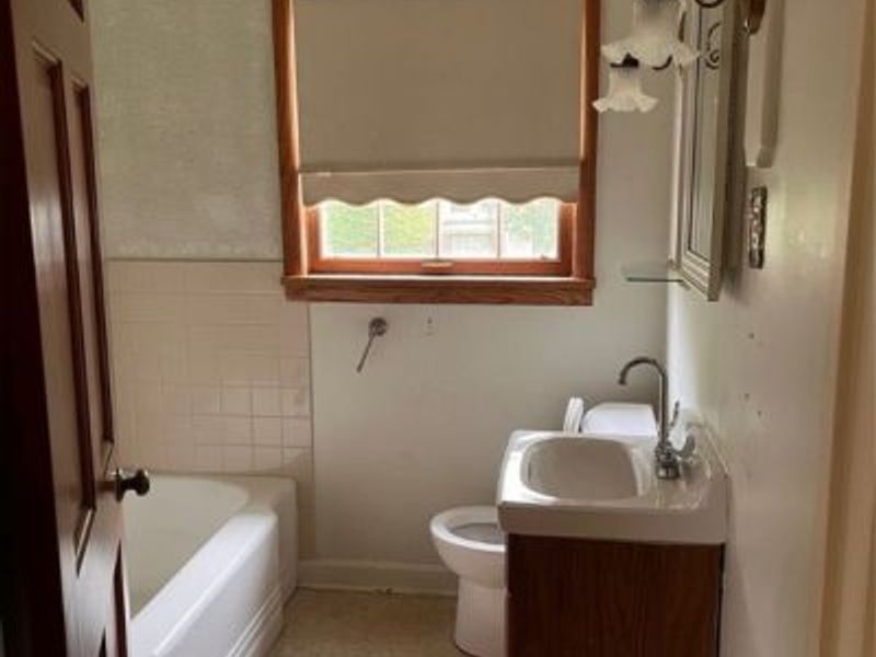 605 Bond Street, Dover, OH 44622 Photo 9