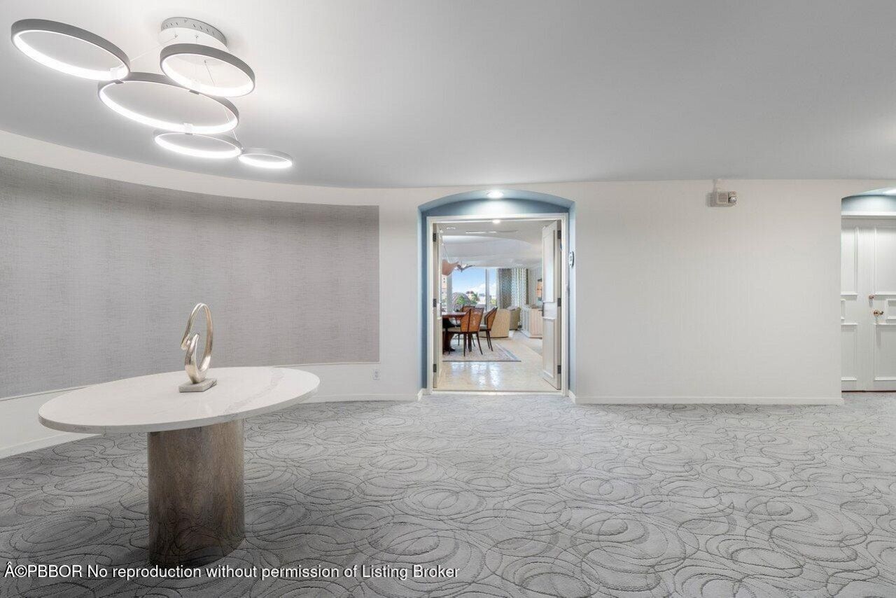 130 Sunrise Avenue, Unit 616, Palm Beach, FL 33480 Photo