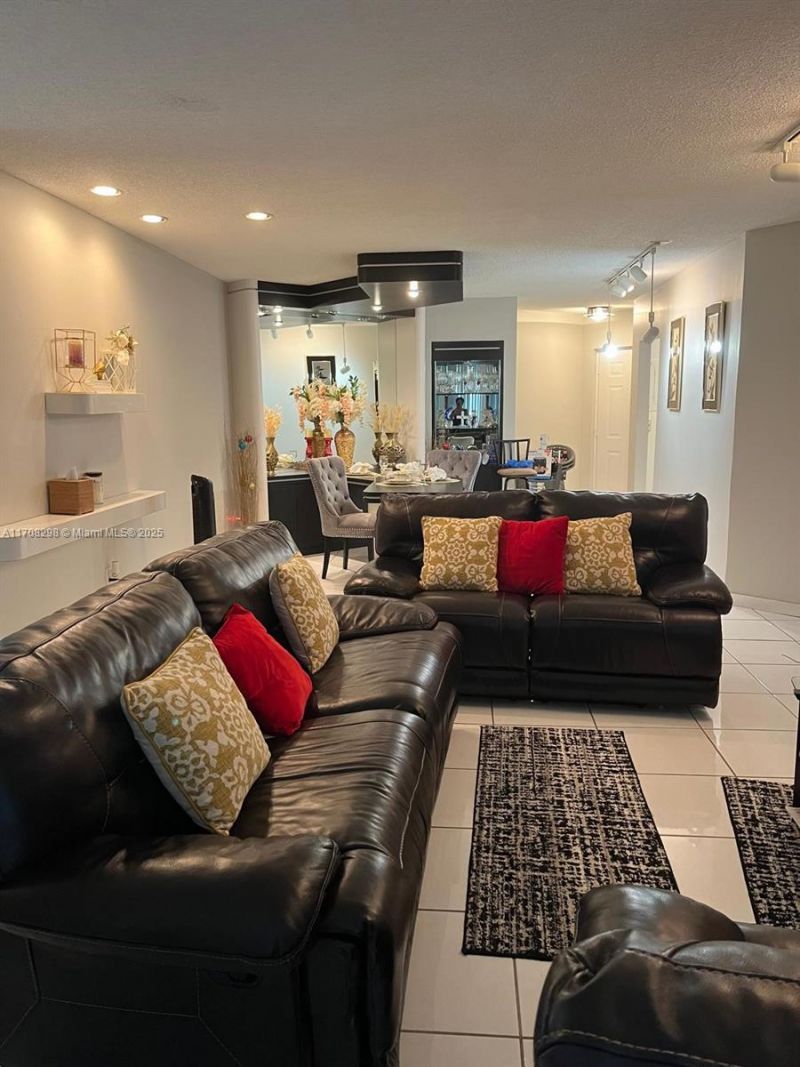 4300 NW 30th St, Unit 141, Coconut Creek, FL 33066 Photo