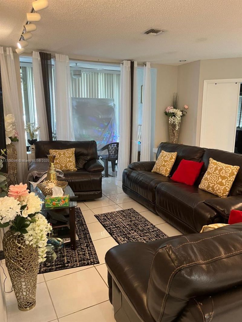 4300 NW 30th St, Unit 141, Coconut Creek, FL 33066 Photo