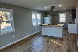 412 Live Oak Street photo 4