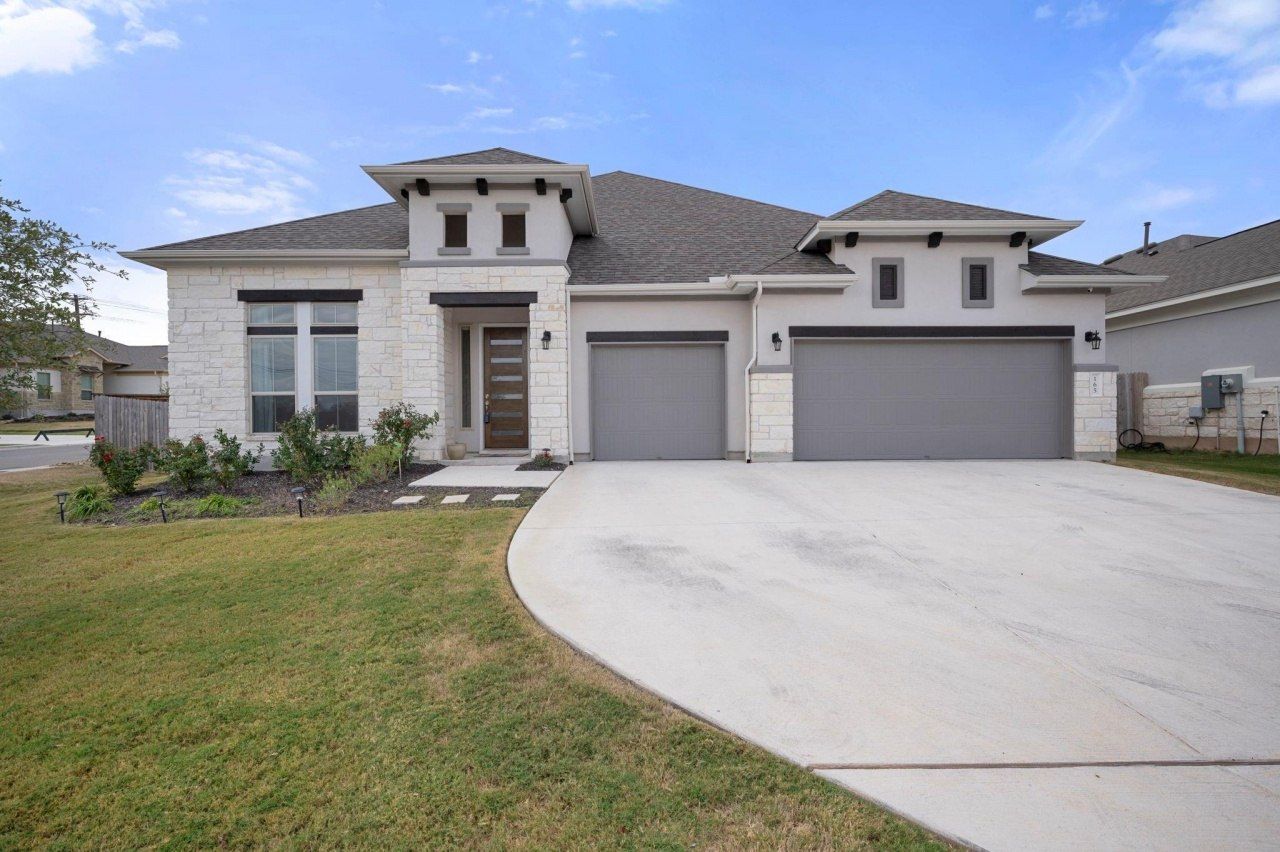 165 Eclipse Dr, Austin, TX 78737 Main Photo