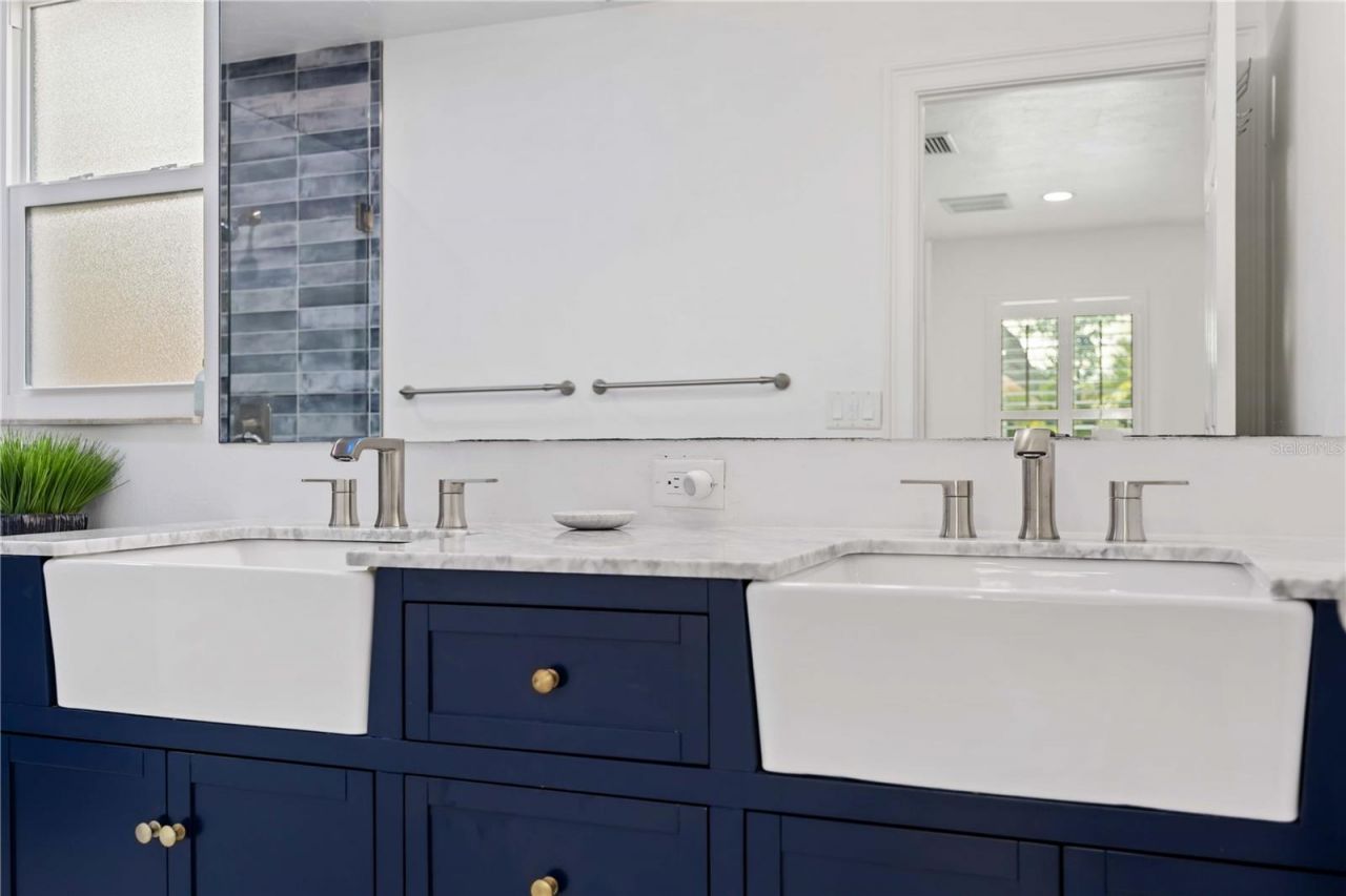 1865 Orchid Street, Sarasota, FL 34239 Photo