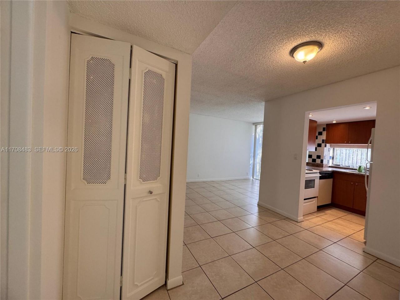 16919 N Bay Rd, Unit 117, Sunny Isles Beach, FL 33160 Photo