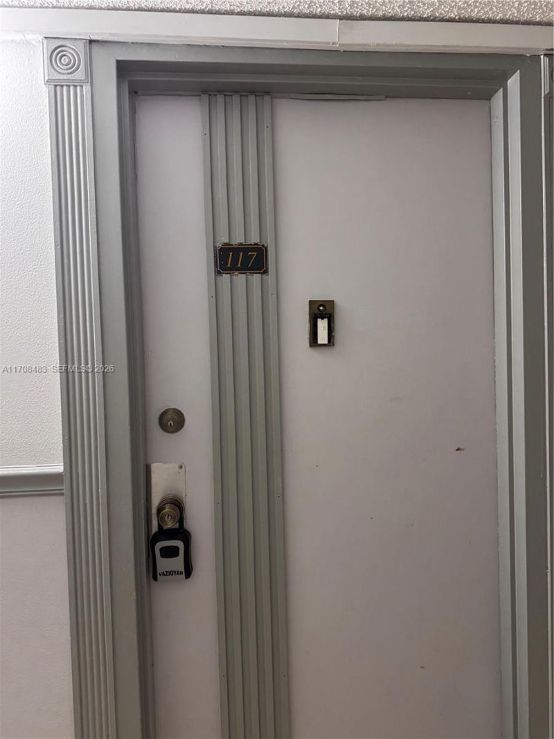 16919 N Bay Rd, Unit 117, Sunny Isles Beach, FL 33160 Photo