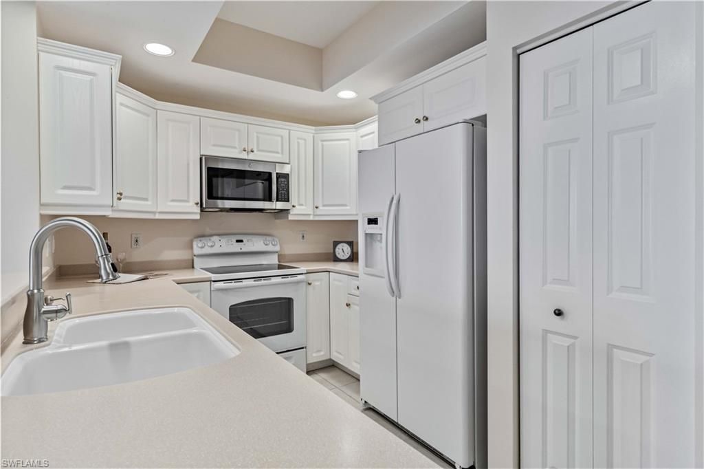 1001 Arbor Lake Dr, Unit 1406, Naples, FL 34110 Photo