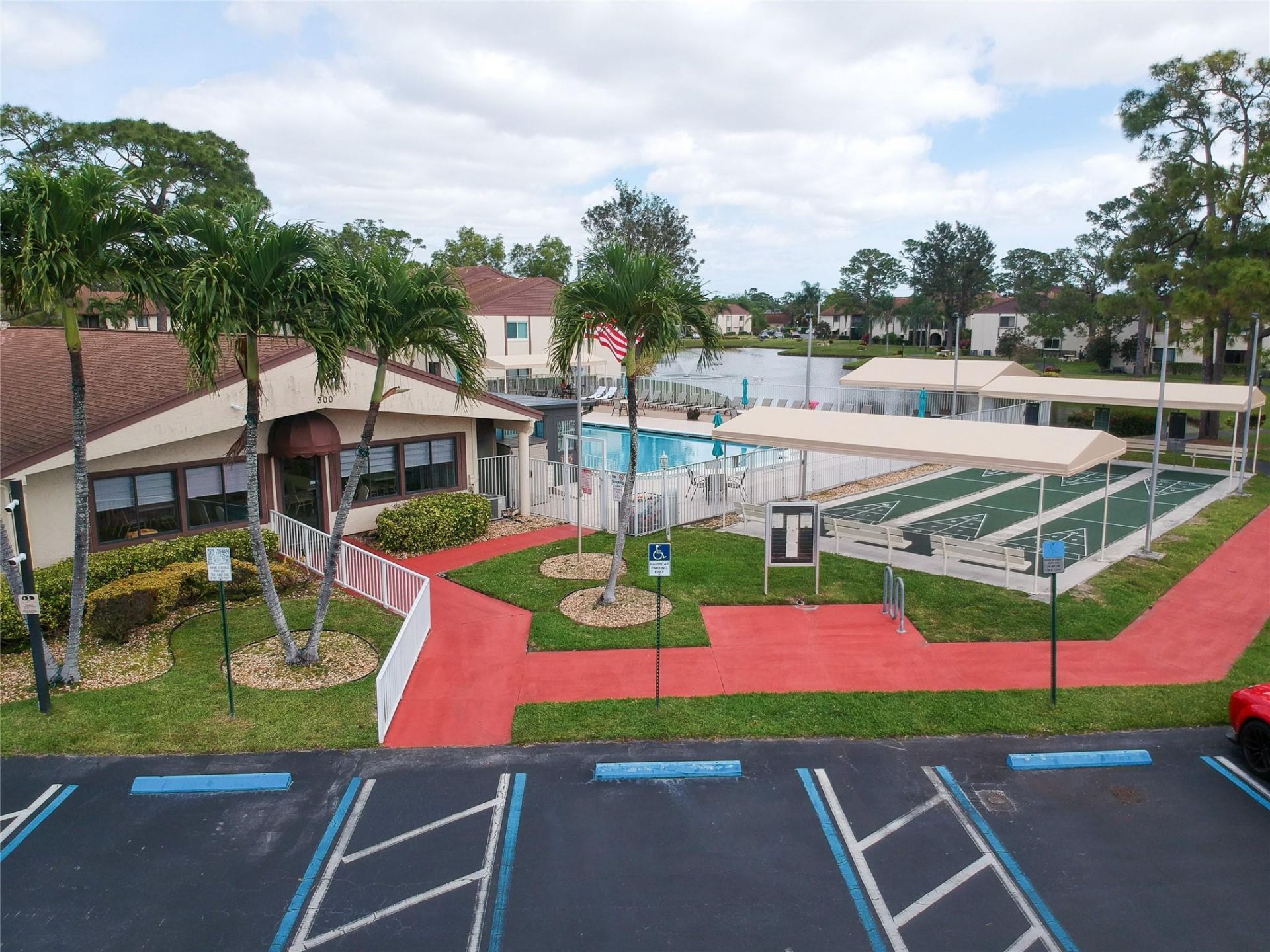 329 Knotty Pine Circle, Unit C2, Greenacres, FL 33463 Photo