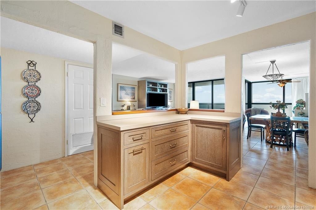 10410 S Ocean Drive, Unit 808, Jensen Beach, FL 34957 Photo