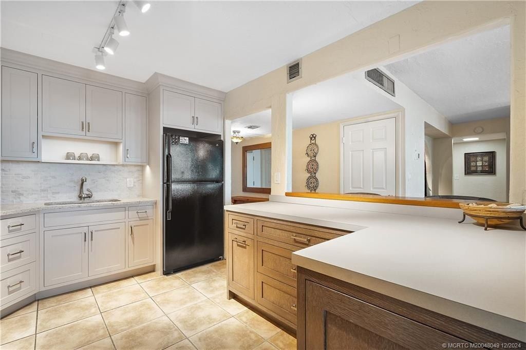 10410 S Ocean Drive, Unit 808, Jensen Beach, FL 34957 Photo